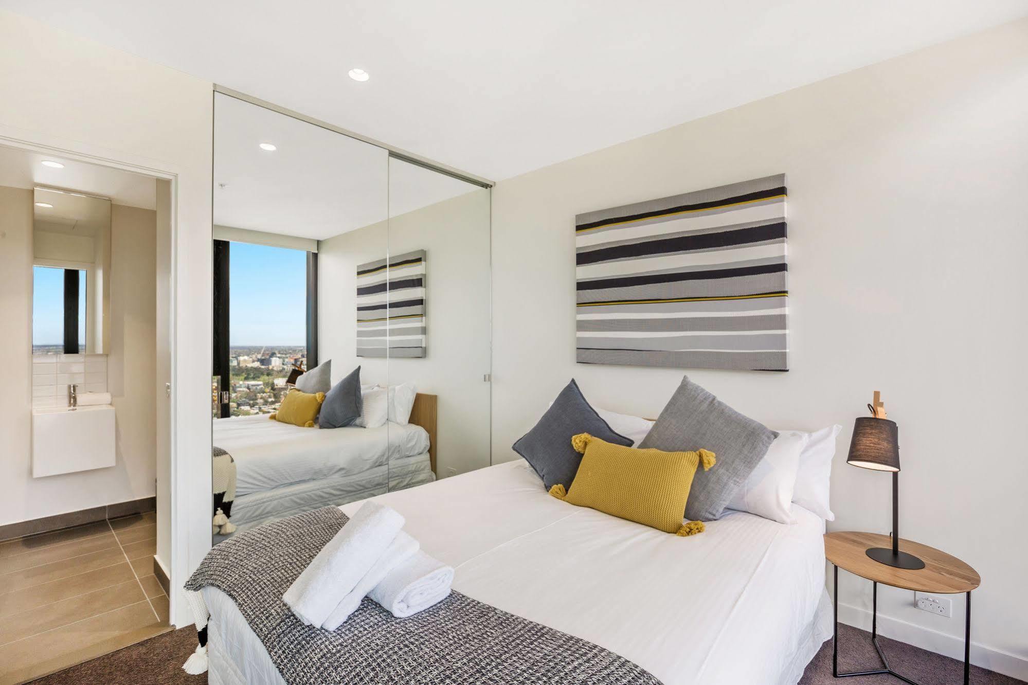 Serviced Apartments Melbourne - Platinum Buitenkant foto
